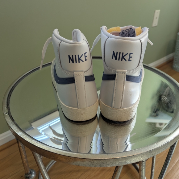 Nike Blazer Mid Vintage White Navy Sneakers - Picture 4 of 6